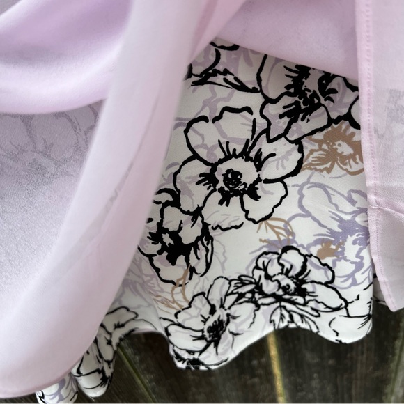 White House Black Market Lilac Breeze and Black Floral Tank Blouse - Picture 5 of 8